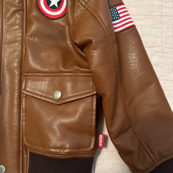 Captain America bomber jacket - Picture 3 of 6